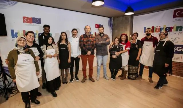 Uluslararası Göçmenler Günü’nde 10 ülkenin mutfakları yarıştı